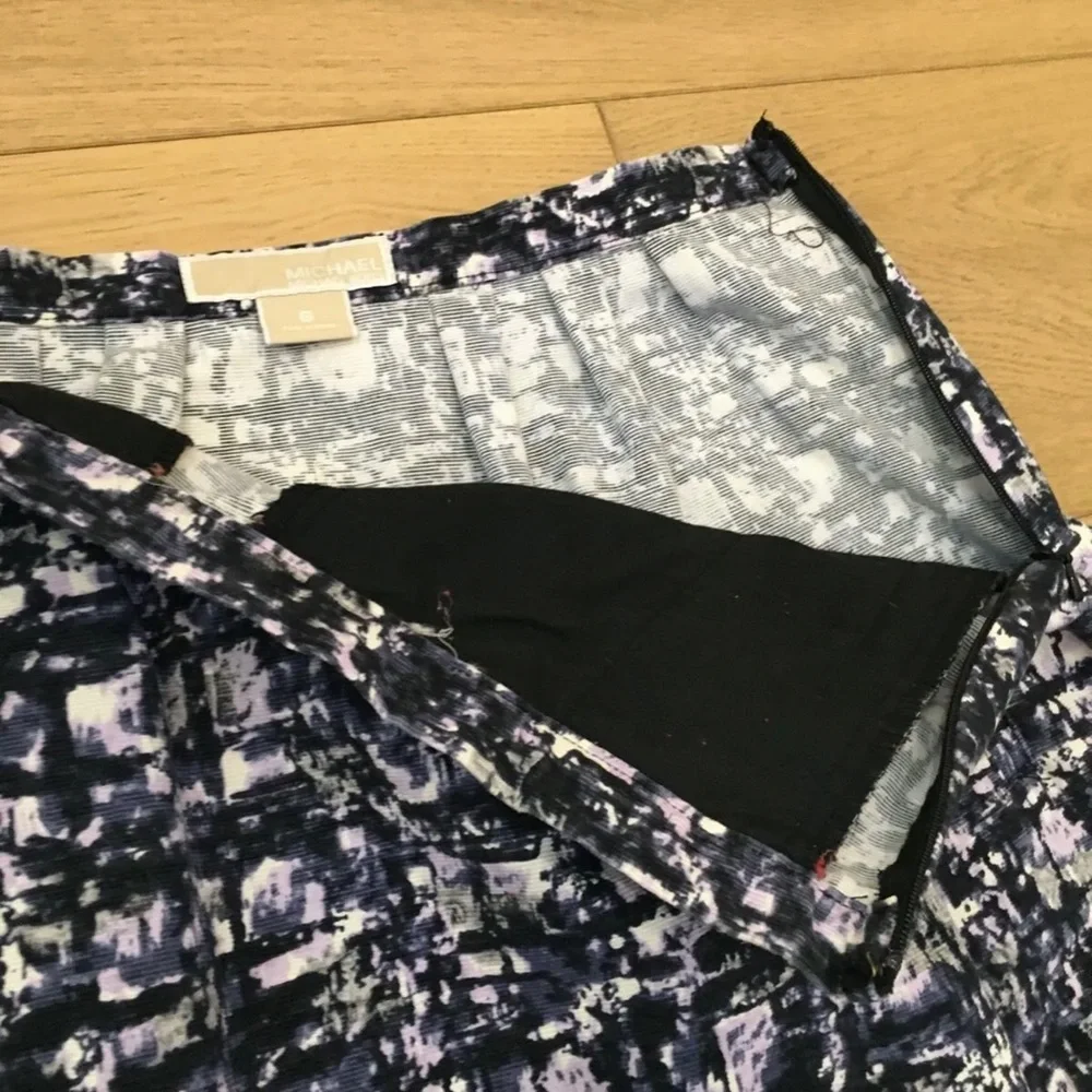 Michael Kors Round Skirt Blue Purple Geometric Print with Pockets! Size 6